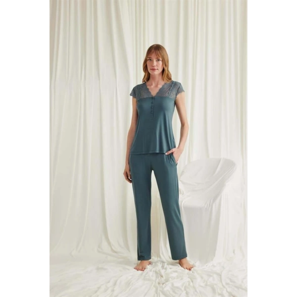 Yakası Kolu ve Omzu Dantelli Önü Düğmeli Pijama Takımı - SSSSSS2845-2399