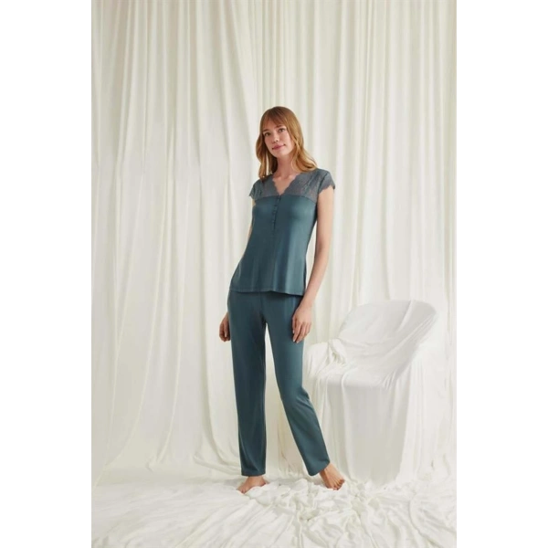 Yakası Kolu ve Omzu Dantelli Önü Düğmeli Pijama Takımı - SSSSSS2845-2399