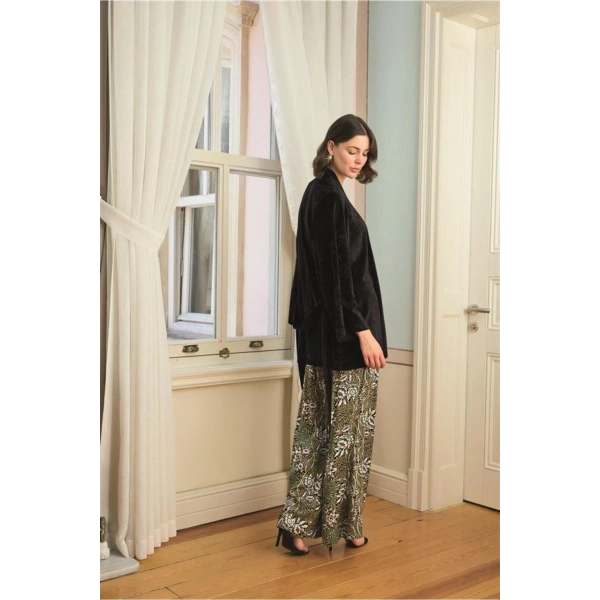 Çiçek Yaprak ve Etnik Desenli Dantelli 3lü Pijama Takımı - SSSSSS5770-4326