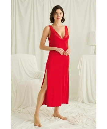 Göğüs ve Sırt Dekolteli Dantelli ve Yırtmaçlı Gecelik - SSSSSS5975-1457