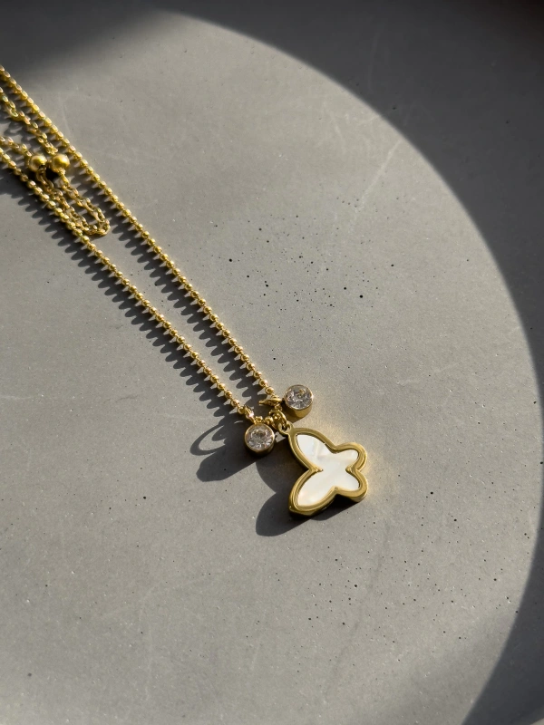 MilleStelle Kelebek Figürlü Kadın Çelik Kolye