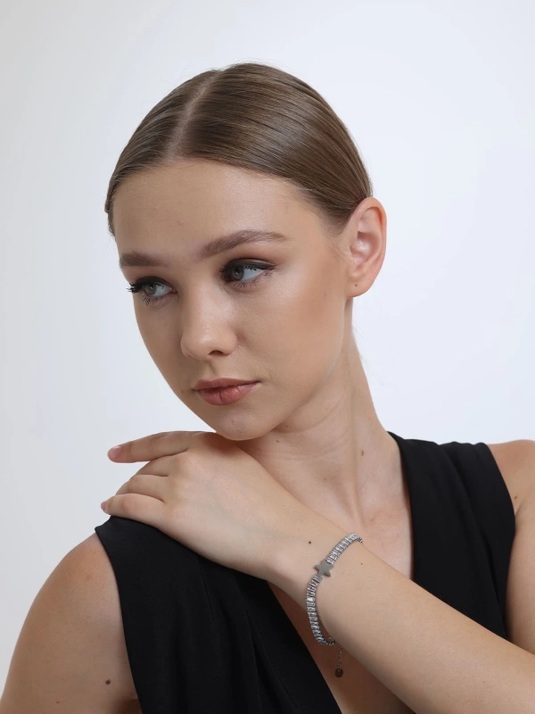 Bianco Yıldız Figürlü Sıra Taşlı Kadın Çelik Bileklik