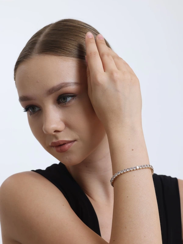 Piovere Sıra Taşlı Kadın Çelik Bileklik