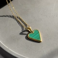 VerdeSmeraldo Kalp Figürlü Kadın Çelik Kolye