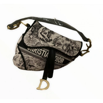 Christian Dior Tabanca Kol Çantası - Klasiğe Yazılı