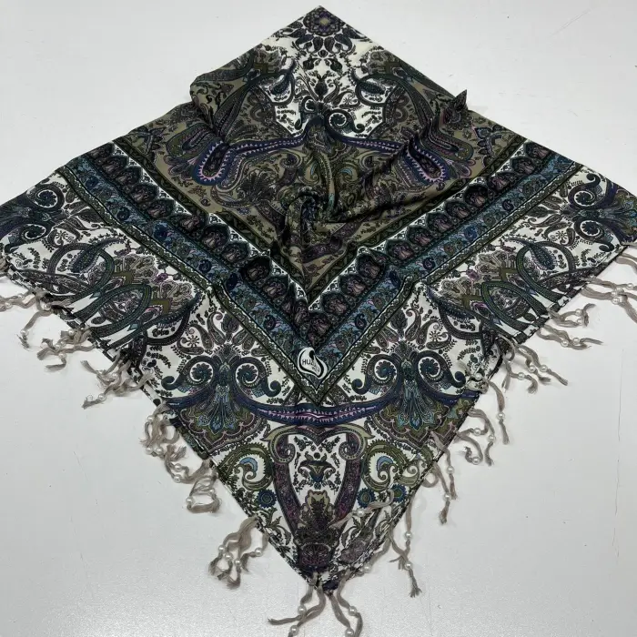 Huzurlu Püsküllü Boncuklu El İşi Yazma (pbs9607)