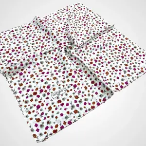 Huzurlu İpek Desenli Dikişli Yazma - (hd02-15)