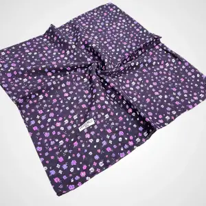 Huzurlu İpek Desenli Dikişli Yazma - (hd02-16)