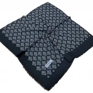 Sinem Dimi Pamuk Eşarp -(Siyah-Gri Serisi) -(FE542-09)