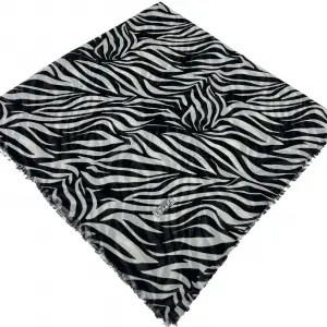 Eyfel Dimi Koton Eşarp Siyah-Beyaz Serisi (FE524-05)