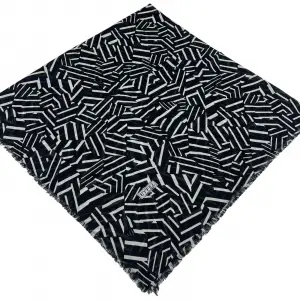 Eyfel Dimi Koton Eşarp Siyah-Beyaz Serisi (FE524-10)