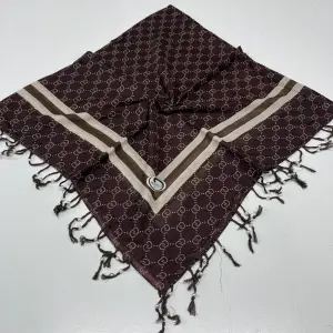 Huzurlu Püsküllü Boncuklu El İşi Yazma (pbs9902)