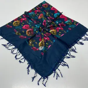 Huzurlu Püsküllü Boncuklu El İşi Yazma (pbs9704)