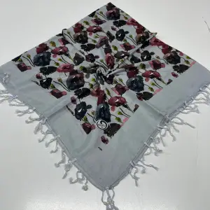 Huzurlu Püsküllü Boncuklu El İşi Yazma (pbs9707)