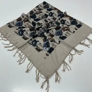 Huzurlu Püsküllü Boncuklu El İşi Yazma (pbs9708)