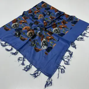 Huzurlu Püsküllü Boncuklu El İşi Yazma (pbs9712)