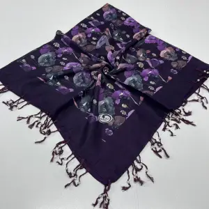 Huzurlu Püsküllü Boncuklu El İşi Yazma (pbs9716)