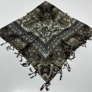 Huzurlu Püsküllü Boncuklu El İşi Yazma (pbs9608)