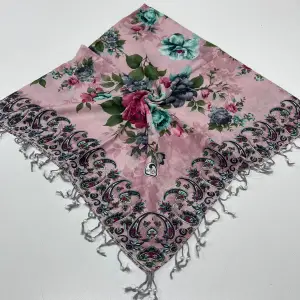 Huzurlu Püsküllü Boncuklu El İşi Yazma (pbs9404)