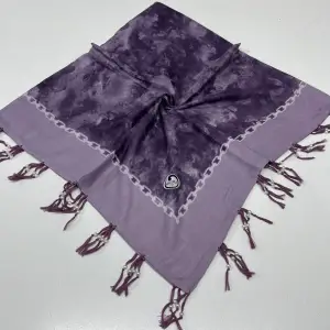 Huzurlu Püsküllü Boncuklu El İşi Yazma (pbs9506)