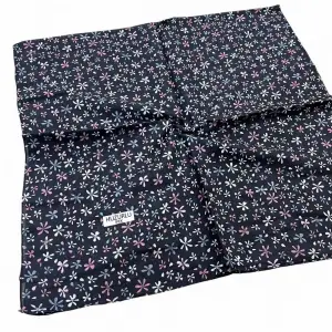 Huzurlu İpek Desenli Dikişli Yazma - (hd01-03)