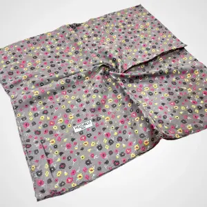 Huzurlu İpek Desenli Dikişli Yazma - (hd02-22)