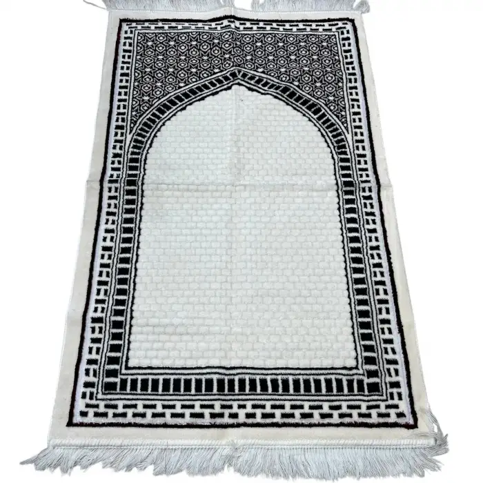 700 gram Lüks Kadife Seccade (spg08)