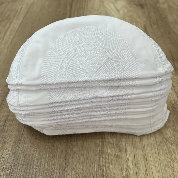 Beyaz Kalıp İşlemeli Takke 1 adet (takke06)