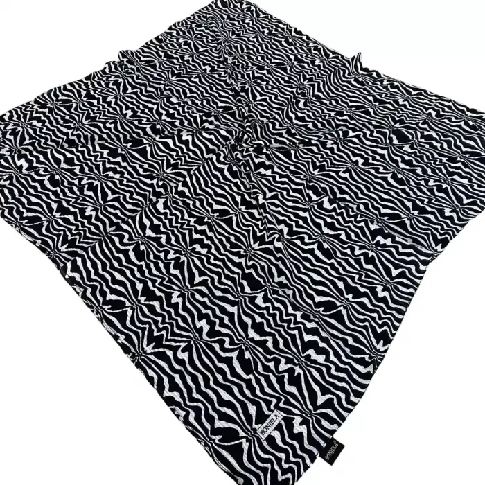 Bonjela Desenli Siyah-Beyaz Mio Cazz Eşarp (SB-99-19)