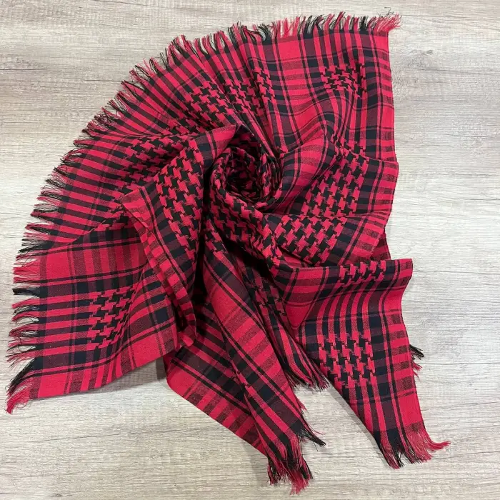 Kırmızı Siyah Poşu 100 *100 cm 1. Kalite (Poşu03)