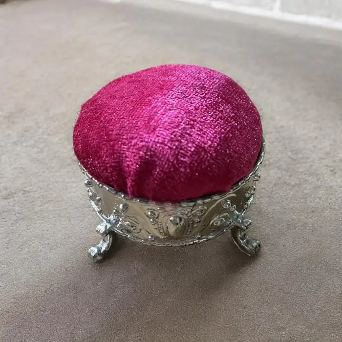 Puf İğnelik Kadife 1 Adet (İGN01-08)