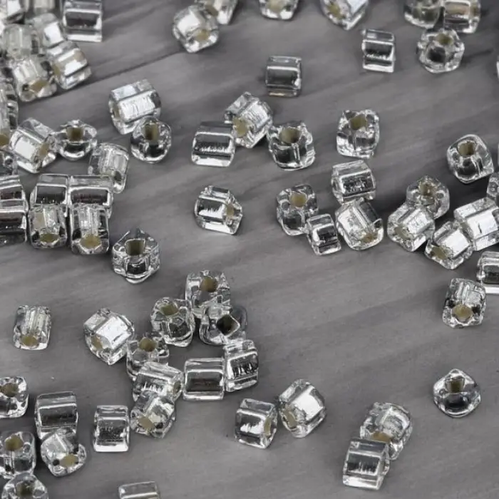 Şeffaf Üçgen Tülbent Boncuğu 250 gram (bck01-04)