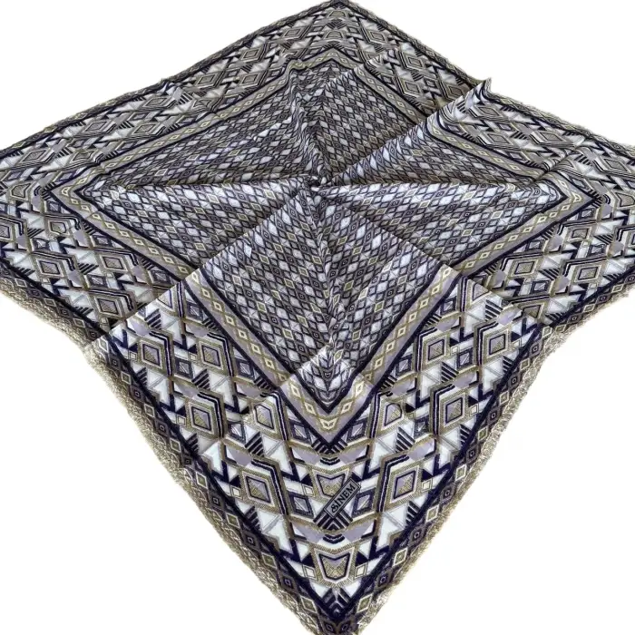 Sinem Sökme Koton eşarp (FE477-02)