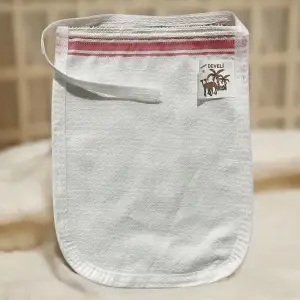 Devran Develi Kırmızı Kenar Biyeli Lastikli Kese 1 Adet (kese01)