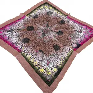 Eyfel Desenli Mio Cazz Eşarp (FE490-12)