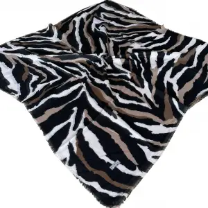 Eyfel Sökme Koton eşarp (FE480-01)