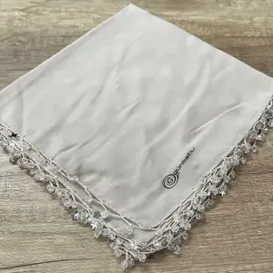 Günbatılı Yıldızlı Boncuklu El İşi Oyalı Yazma (ic85-11)