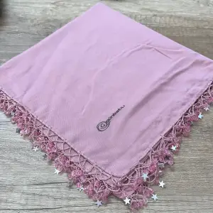 Günbatılı Yıldızlı Boncuklu El İşi Oyalı Yazma (ic85-17)