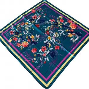 Kampanyalı Dijital Twill Eşarp (TE9417)