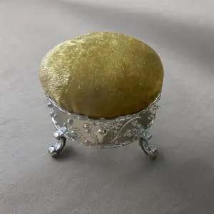 Puf İğnelik Kadife 1 Adet (İGN01-11)