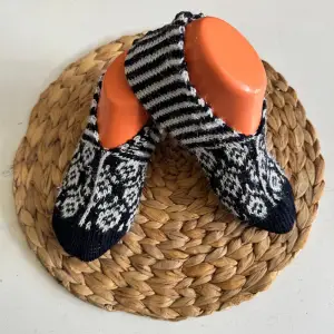 Simli Patik Çorap (PT-85-10)