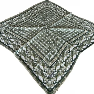 Sinem Sökme Koton eşarp (FE477-04)