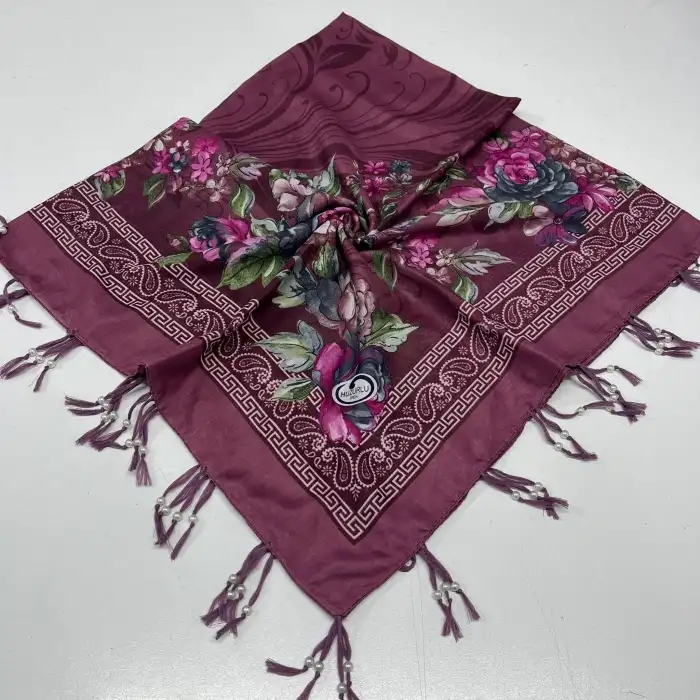 Huzurlu Püsküllü Boncuklu El İşi Yazma (pbs9807)