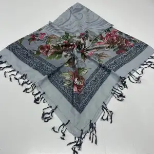 Huzurlu Püsküllü Boncuklu El İşi Yazma (pbs9804)