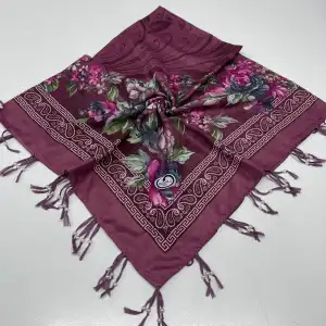 Huzurlu Püsküllü Boncuklu El İşi Yazma (pbs9807)