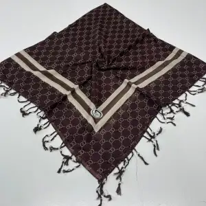 Huzurlu Püsküllü Boncuklu El İşi Yazma (pbs9902)