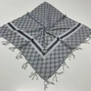 Huzurlu Püsküllü Boncuklu El İşi Yazma (pbs9905)