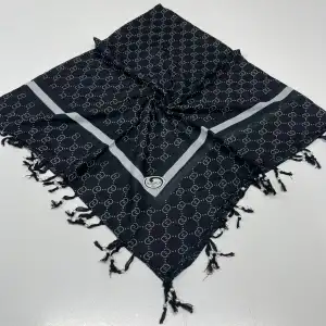 Huzurlu Püsküllü Boncuklu El İşi Yazma (pbs9911)