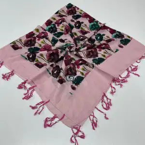 Huzurlu Püsküllü Boncuklu El İşi Yazma (pbs9710)