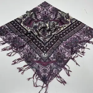 Huzurlu Püsküllü Boncuklu El İşi Yazma (pbs9602)